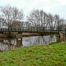 Nethertown River Trent footbridge