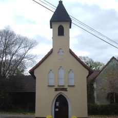 Kapliczka-dzwonnica w Błażejowicach Dolnych