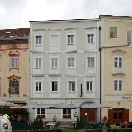 Stadtplatz 28