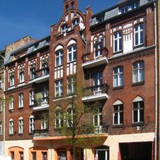 Mietshaus mit Festsaal
