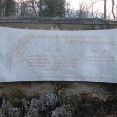 War memorial of Villiers-le-Bâcle