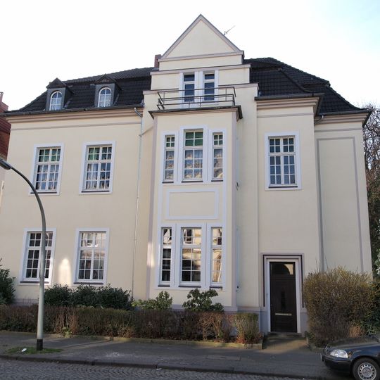 Villa Schaeferstraße 24