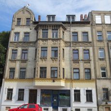 Mietshaus in ehemals geschlossener Bebauung Bernsdorfer Straße 39