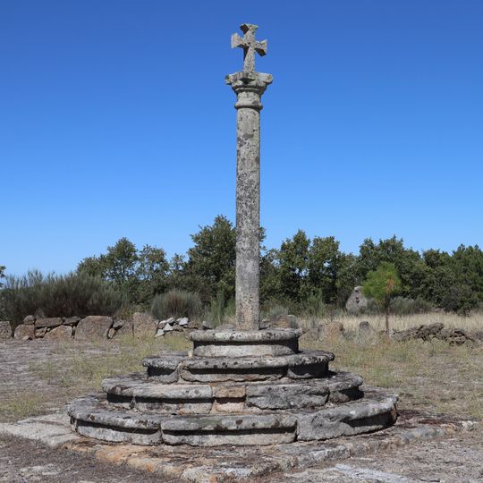 Cruzeiro da Aldeia da Ponte