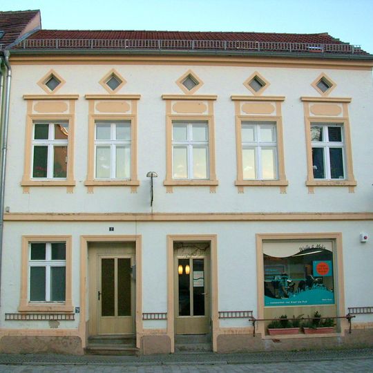Wohnhaus in ehemals geschlossener Bebauung Badergasse 2