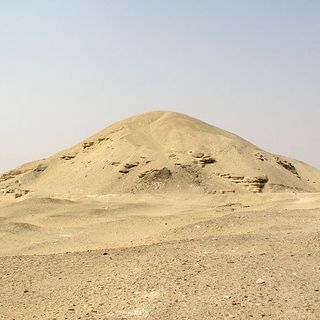 Pyramid of Amenemhet I
