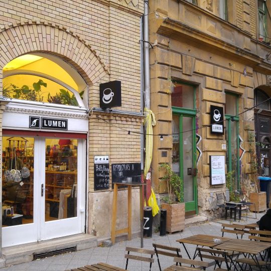 Lumen Café