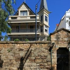 Highroyd, Annandale