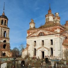 Успенская церковь с остатками живописи (Бежицы)