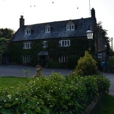 The Dragon House Hotel