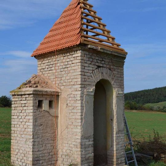 Kaplička Panny Marie Lurdské severozápadně od Soběchleb