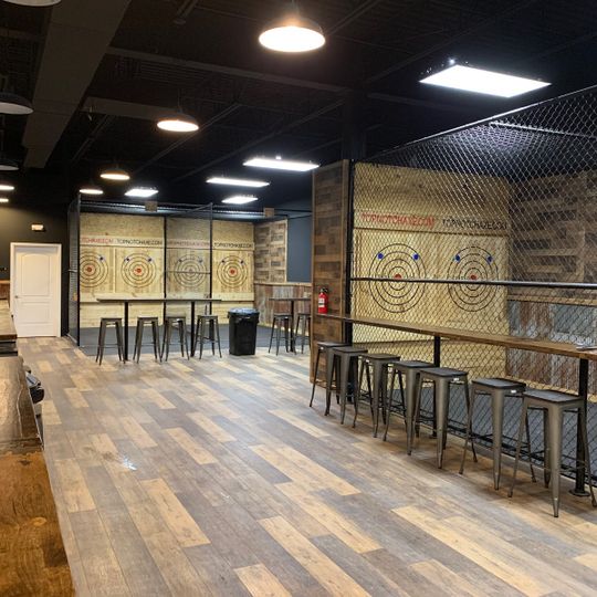 Top Notch Axe Throwing St. Charles / Cottleville