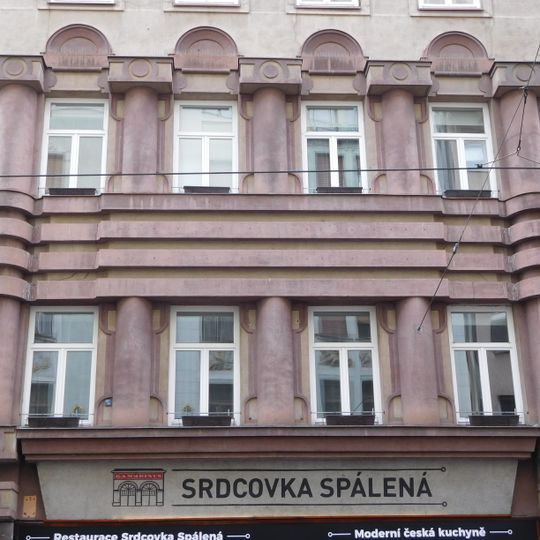 Spálená 33‎