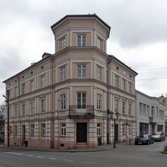 Kamienica przy Placu Czarnieckiego 5