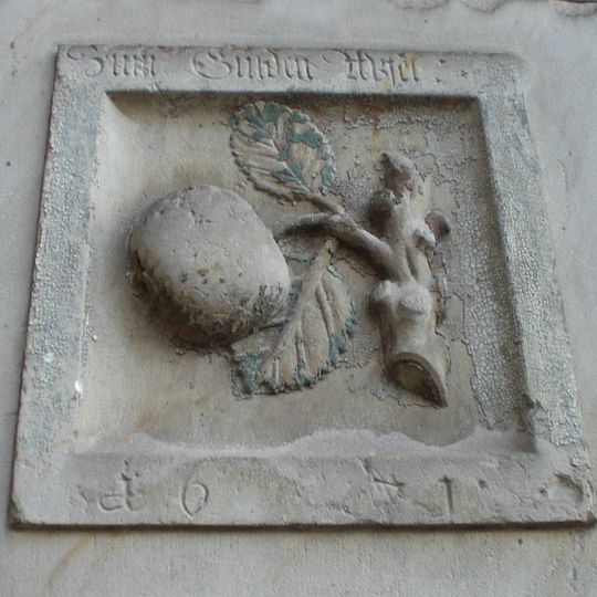 Hauszeichen des Brauhauses Zum goldenen Apfel