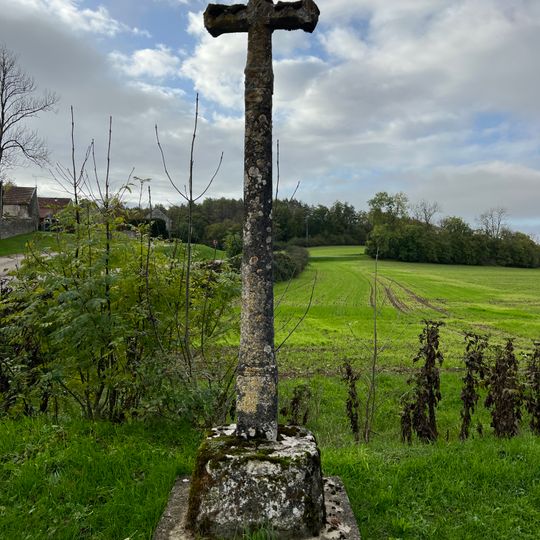 Croix de la rue des Fossés de Fresnes
