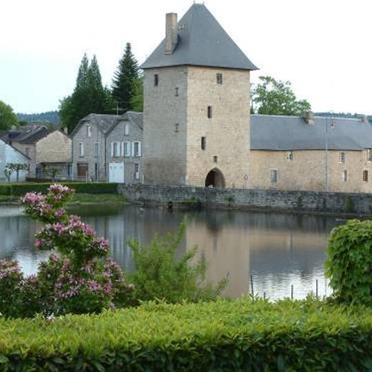 Château de Peyrat-le-Château