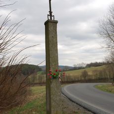 Kříž u cesty z Krásné Hory do Vletic