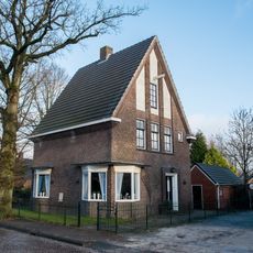 Schoolstraat 3, Roden