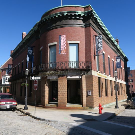 New England Quilt Museum