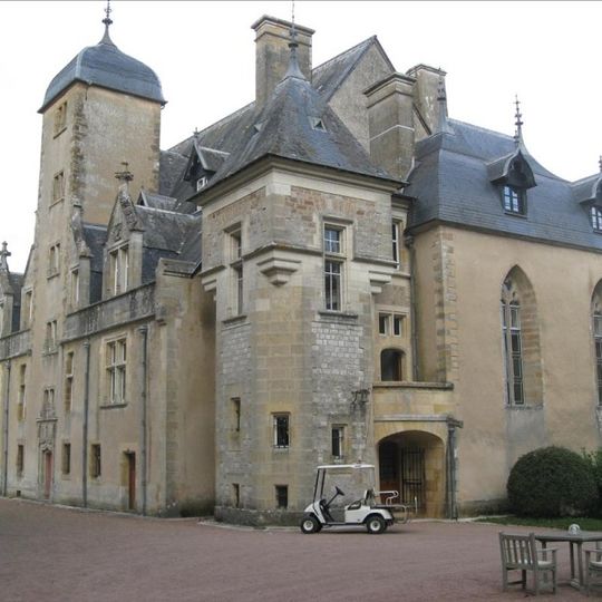 Chateau de Chatillon en Bazois