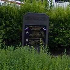 Memorial, stele