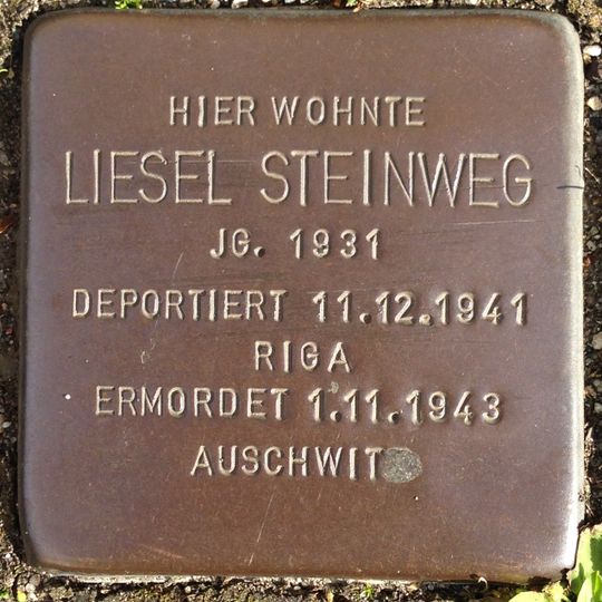 Stolperstein en memoria de Liesel Steinweg