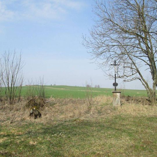 Kříž u Vícemilu