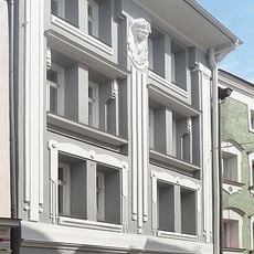 Wohn- und Geschäftshaus, ehemaliges Wohnhaus des Dichters Heinrich Lautensack