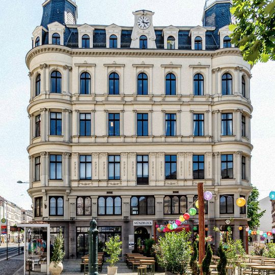 Miets- und Geschäftshaus Peterssteinweg 10