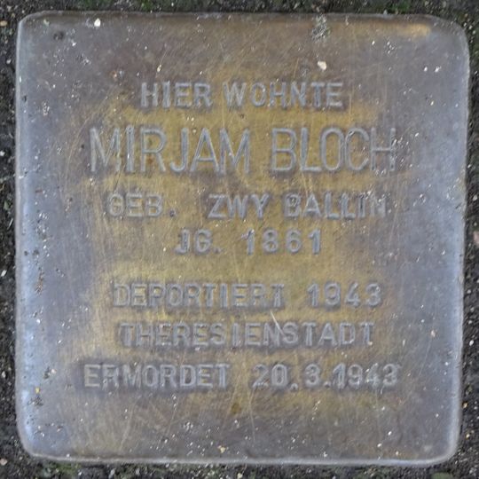 Stolperstein en memoria de Mirjam Bloch