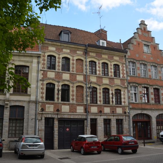 Maison, 39 place du Marché-au-Poisson