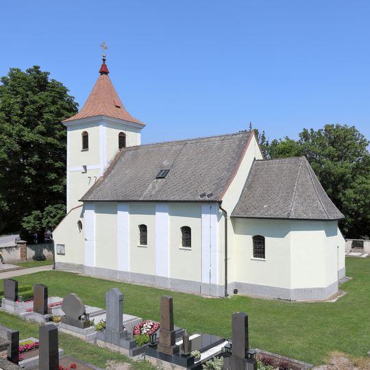 Kath. Filialkirche Hl. Dreifaltigkeit