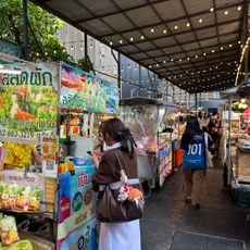 Street market