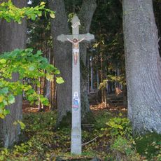 Kříž v bývalé osadě Žlíbky