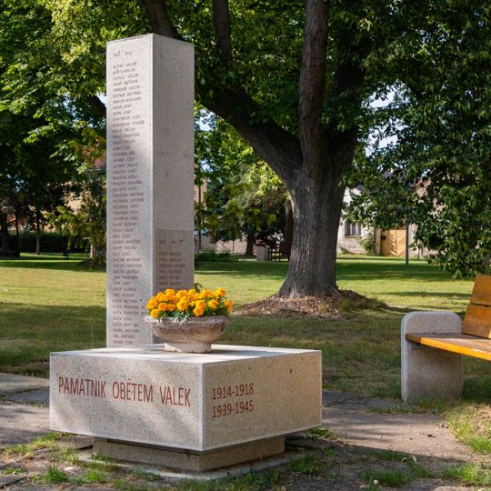 Pomník padlým v Lužné u Rakovníka