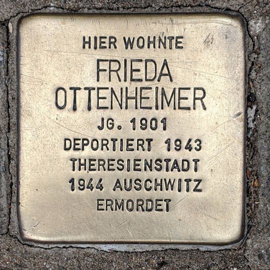 Stolperstein en memoria de Frieda Ottenheimer