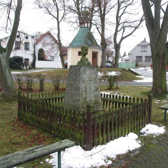 Památník v obci Štichov