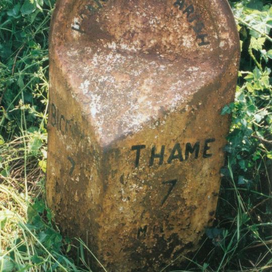 Milepost, Foresters; Boarstall Wood