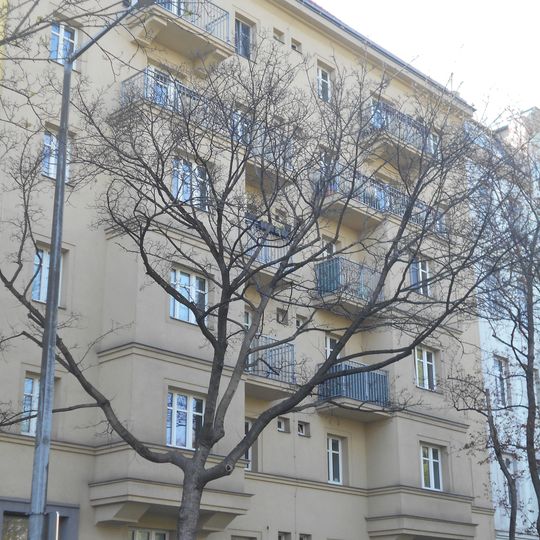 Wohnhausanlage der Gemeinde Wien Weißgerberlände 24