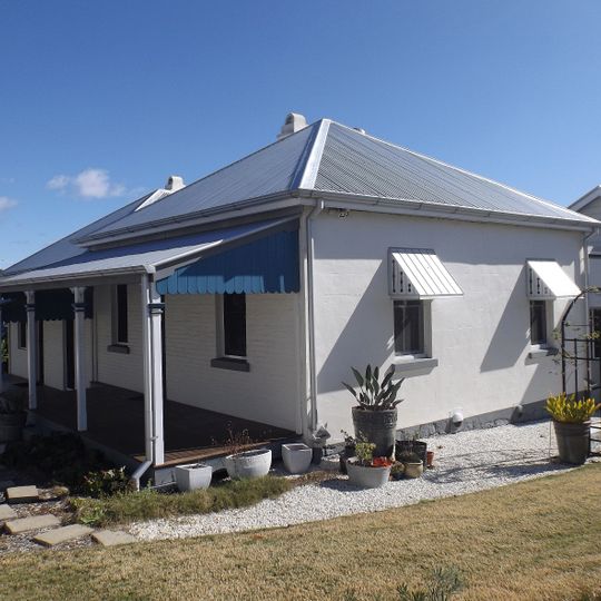 Bess Street Brick Cottages