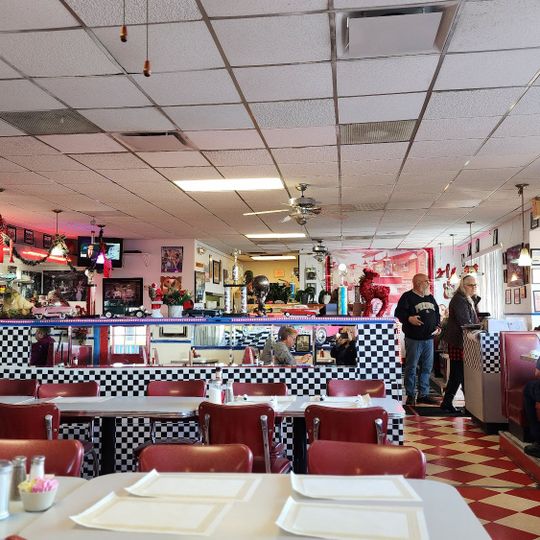 Americana 50's Family Diner