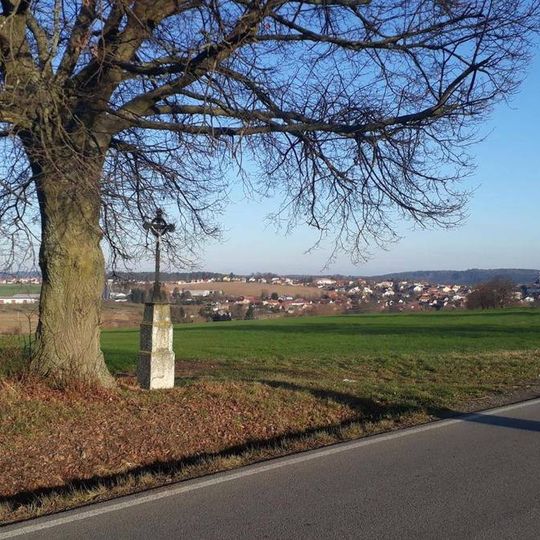 Kříž severovýchodně od Líšnice u hranice katastrálního území