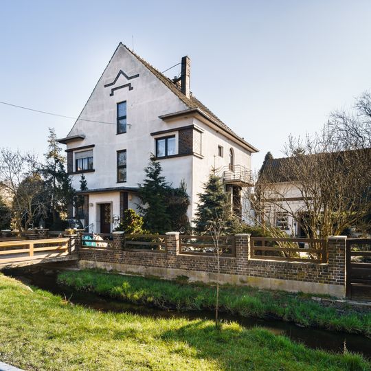 Wohnhaus mit Einfriedung Zum Tannenhof 17