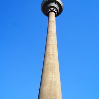 Torre de radio y televisión de Tianjin