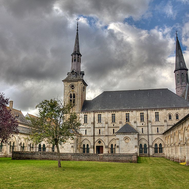 Dawna Kartuzja w Neuville-sous-Montreuil