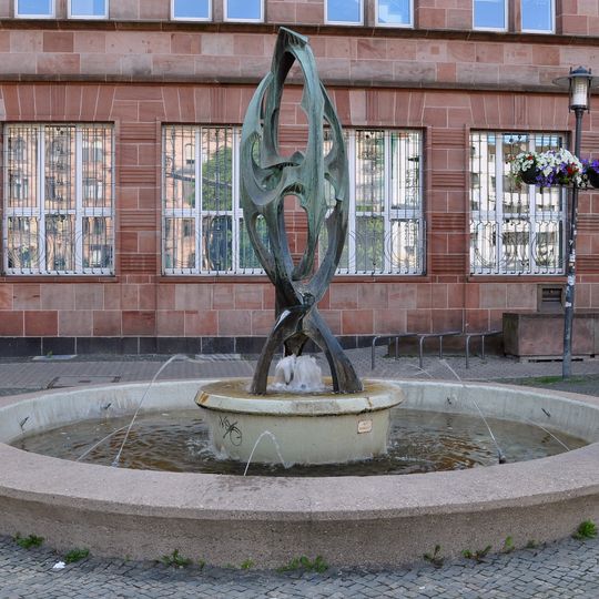 Brunnen am Rathausplatz