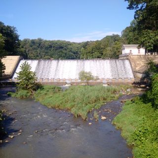 Lake Roland Dam