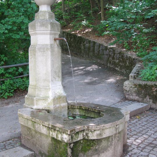 Brunnen