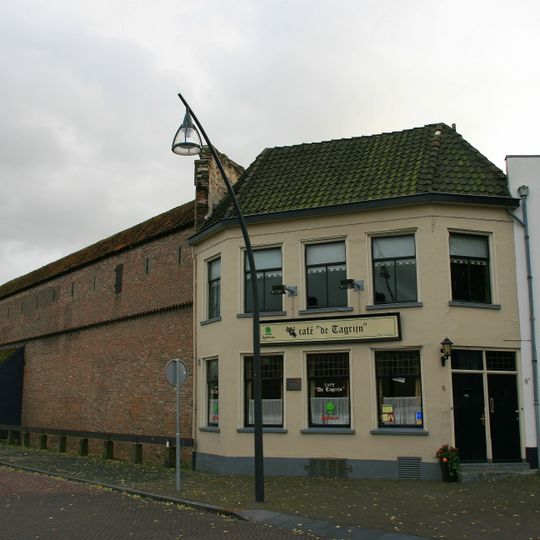 Resten van de middeleeuwse stadsmuur